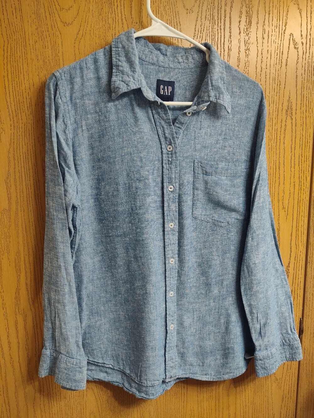 GAP Men's Chambray Button-Down Shirt in Light Blue
